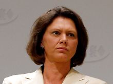 Staatlich geprüfte Elektrotechnikerin: Ilse Aigner.