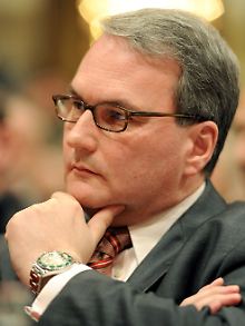 Staatsrat Frigge (CDU) soll die Amtsgeschäfte als Senator übernehmen.