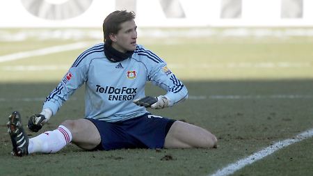 Nationalkeeper Rene Adler wurde schon vor der Pause zweimal bezwungen.