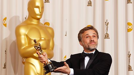Christoph Waltz ist "schockiert. Also, wenn ich blödes Zeug rede, vergeben Sie mir." 