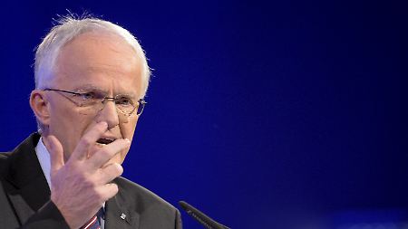 "Rent a Rüttgers" ist vorbei, der NRW-Ministerpräsident schaltet auf Angriff.
