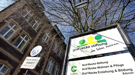 Bei den Ermittlungen geht es um Misshandlung Schutzbefohlener, Freiheitsberaubung und Nötigung autistischer Kinder.