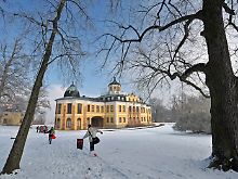 ... und vor dem Park am Schloss Belvedere bei Weimar.