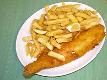 Ohne können die Briten nicht: Sie feiern den Geburtstag ihres Nationalgerichts mit einer Fish-and-Chips-Woche.