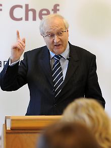 Es geht nach oben, glaubt Wirtschaftsminister Brüderle. 