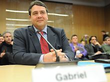 Gabriel vor dem Untersuchungsausschuss.