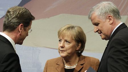 Immer wieder befindet sich die Kanzlerin in der Zwickmühle.