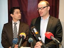 Rückendeckung: Unions-Gesundheitssprecher Spahn sichert Minister Rösler Unterstützung zu.