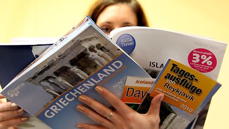 island und Griechenland setzen verstärkte Hoffnungen auf den Tourismus.