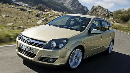 Jüngere Gebrauchte sind die bessere Wahl: Viele frühe Opel Astra-Modelle fielen mit Mängeln auf.