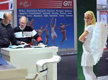 Himmlischer Urlaub? Am Stand des türkischen Anbieters von Luxushotels "Adam & Eve".