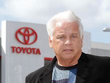 Bleibt bei seiner Version: Prius-Fahrer James Sikes.