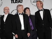 Die Genesis-Gang: Phil Collins, Tony Banks, Steve Hackett und Mike Rutherford (v.l.)