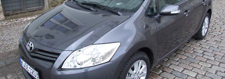 Der Auris hat es auch nicht einfach: In Deutschland gegen den VW Golf anzutreten ist eine ausgesprochen schwere Aufgabe.