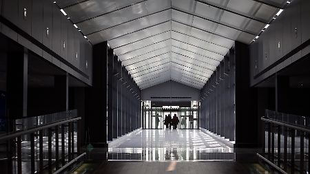 Einfach nur beeindruckend: das neu eröffnete Terminal 2 des Flughafens Shanghai Hongqiao International: