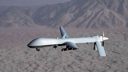 Eine Drohne vom Typ MQ-1 Predator, die in Afghanistan eingesetzt wird.