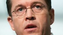Im Fokus der Opposition: Karl-Theodor zu Guttenberg.