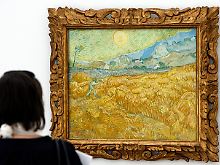 ... wie "Die Ernte" (1889) von Vincent van Gogh ...