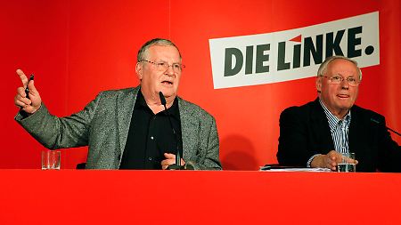 Bisky (l.) und Lafontaine geben ihre Partei-Ämter auf.