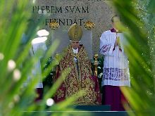 An Palmsonntag wird an den Einzug Jesu in Jerusalem erinnert.
