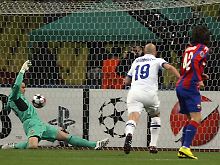 Inters Wesley Sneijder sorgte schon in der 6. Minute für klare Verhältnisse. ZSKA-Keeper Igor Akinfeew machte beim Gegentor keine gute Figur.