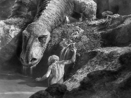 Die Uraufführung des ursprünglich zweiteiligen Films fand 1924 statt.