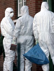Die genauen Hintergründe konnten nie geklärt werden, obwohl Ermittler in einer Hamburger Wohnung, die mit dem Mord in Verbindung gebracht werden konnte, Spuren des radioaktiven Stoffes fanden.
