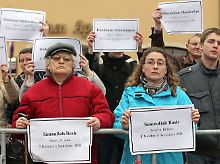 Demonstranten protestieren gegen den Einsatz der Bundeswehr in Afghanistan.