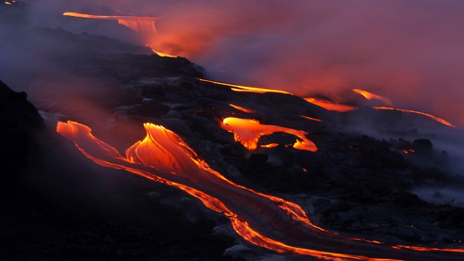 Wenn Berge Feuer spucken: Die Welt der Vulkane