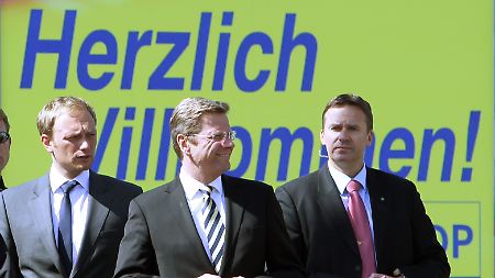 Westerwelle sah am Freitag schon mal nach dem Rechten auf dem Parteitagsgelände.