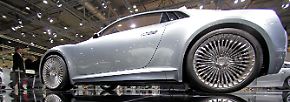 Elektro-Autos im Fokus: An den Stecker und auf ins E-Zeitalter!