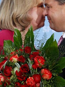 Wie viele Blumensträuße sind hier zu sehen? "Faktisch zwei", würde die SPD sagen.  