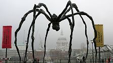 Spinnen, Sonnen, Rutschen: Tate Modern in London