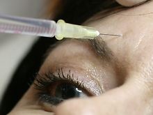 Botox soll helfen, wenn der Körper sein wahres Alter zeigt.