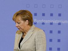 Merkel verliert bei der Direktwahl-Frage deutlich.