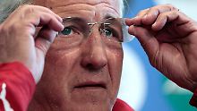 Alles im Blick? Marcello Lippi steht unter Beschuss.