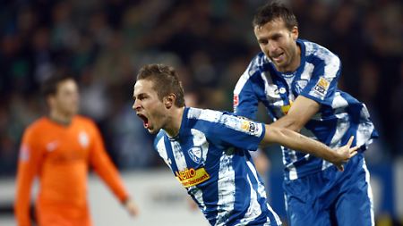 Stanislav Sestak, links, schoss die Slowaken nach Südafrika.