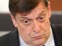 Mandat weg, Reputation weg, Einkommen weg. Verliert Jörg Tauss bald auch noch sein Gesicht?