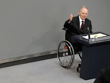 Schäuble möchte bei den Arbeitslosen und Hartz-IV-Empfängern noch ein wenig sparen.