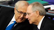 Wo kann denn noch gespart werden? Brüderle und Schäuble.