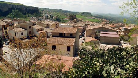 Blick auf die Mafia-Hochburg Corleone.
