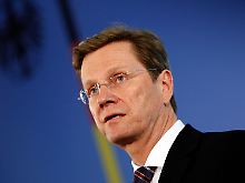 Hält die Koalition bis zum Wochenende? Ja, sagt Guido Westerwelle.