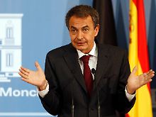 Ministerpräsident Zapatero in der Defensive. Er will die Sparvorgaben der EU bis 2011 erfüllen.