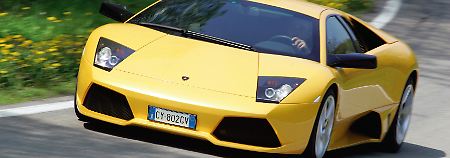 Keine Spur von Altersschwäche: Auch der Supersportwagen Murcielago von Lamborghini fährt schon in seine zehnte Saison.