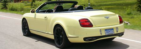 Gewicht reduziert, Leistung gesteigert, Luxus gepflegt: der Bentley Supersports Convertible.