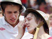 Blass vor Schreck: Englische Fans in Bloemfontein.