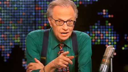 Das Ende von Hosenträgern und Hornbrille - Larry King geht in Rente.