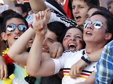 Bereit zu fast allem: Erst Finale, dann Konsum, dann Aufschwung?