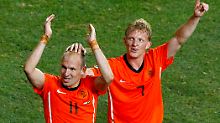 Nach dem Sieg gegen Brasilien: Oranje-Elf dreht durch