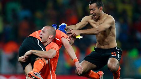 Hollands Spieler, außer Rand und Band.